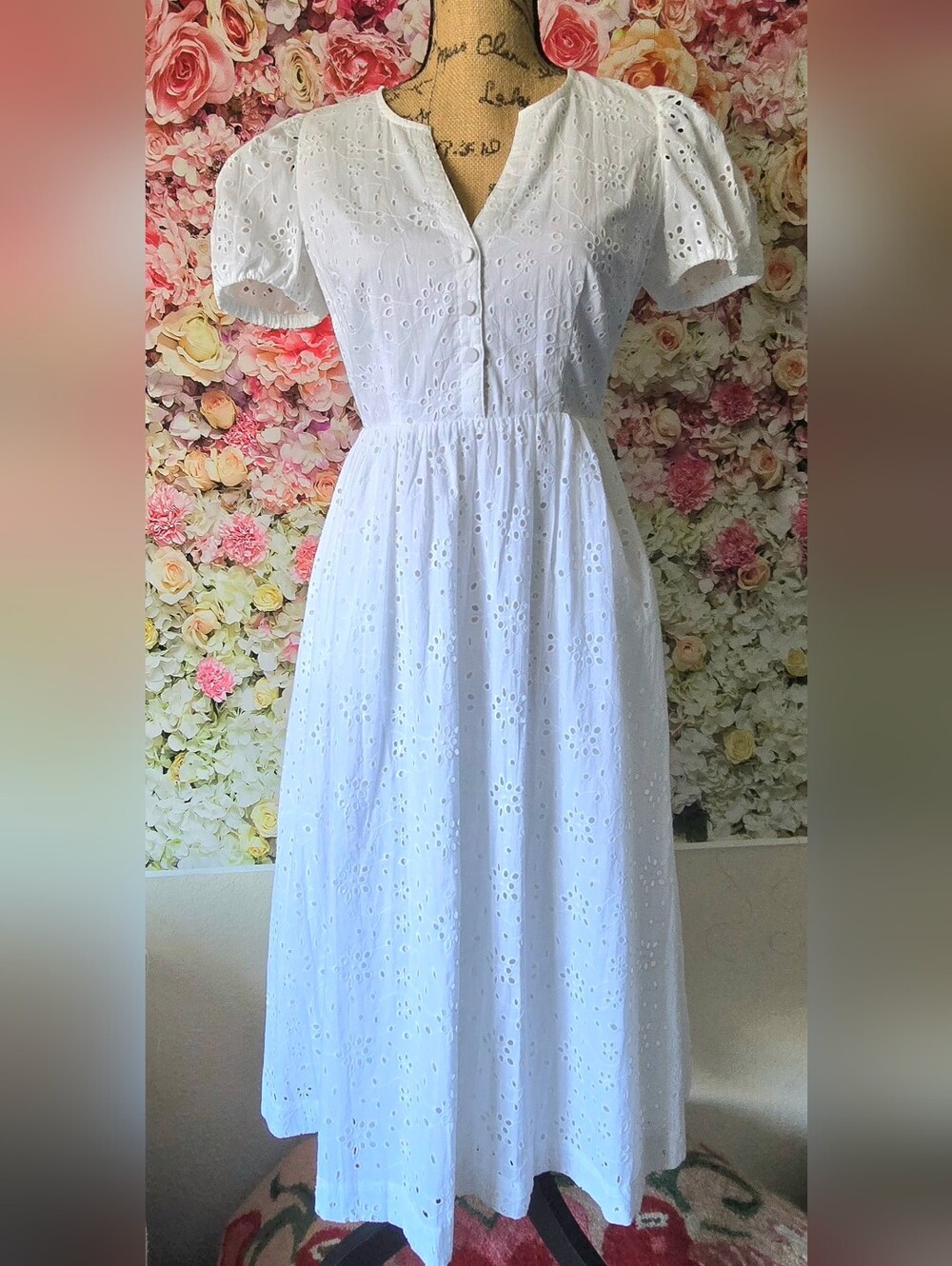NWT J Crew White Cotton Eyelet Button-Front Midi Dress Size 2P - Picture 3 of 6